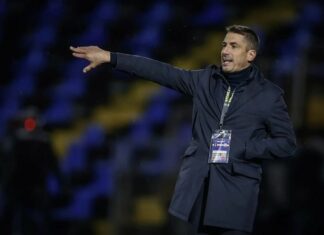 От месец имаме разговори с Цунами да напусне