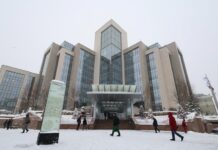 „Лукойл“ хареса американци за купувачи на бизнеса извън Русия (Обзор)