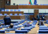 Парламентът не успя да започне работа поради липса на кворум, следващият опит е след половин час