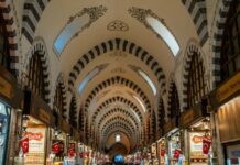 Затвориха любимия пазар на нашенци в Одрин