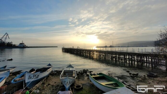 cdec612b-24f5-4a15-85bd-9ab4c56fce9e