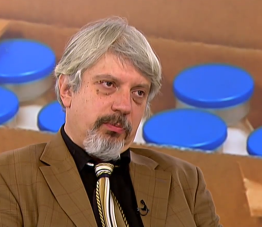 Тръмп с мита Европа иска да възпита, докато Путин фронта в Украйна помита.