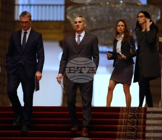 Трябва да подсигурим интересите на страната, каза Андрей Гюров относно евентуалното арбитражно дело срещу България от швейцарското дружество „Литаско“