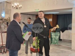 Цар на виното в Червен бряг стана Андриян Антов