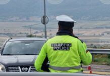 Движението по магистрала „Тракия“ в посока Бургас след 119 км е спряно заради катастрофа, движението се извършва по обходен маршрут