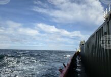 Научноизследователския кораб „Св. св. Кирил и Методий“ отплава от аржентинския залив Баия Буен Сусесо