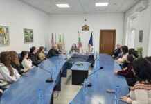 Среща на поколенията събра ученици и областни управители на Търговище в различни периоди