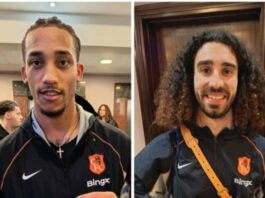 Героите на Челси показаха уважение към България