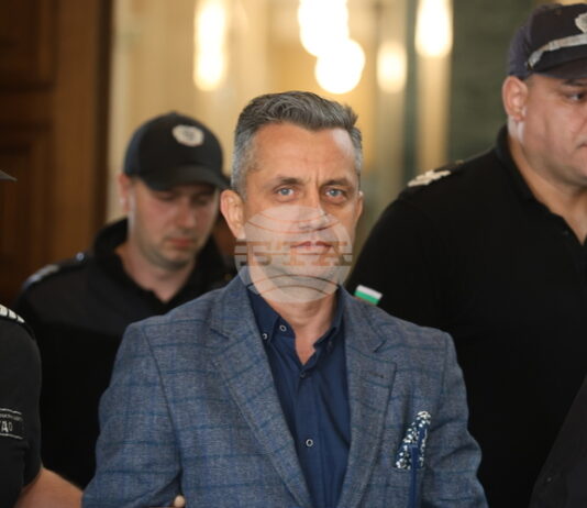 Административният съд в Пловдив потвърди уволнението на бившия директор на митницата в града Мирослав Беляшки