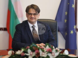 Има споразумение със Софийския университет за „Двореца“ и Ботаническата градина в Балчик, съобщи министърът на културата в оставка Мариан Бачев