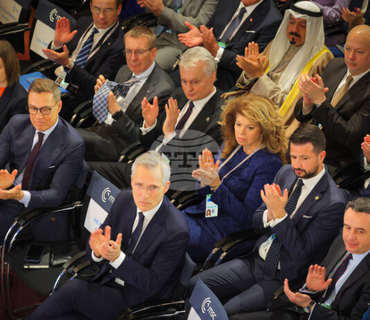 Президентът Илияна Йотова пристигна в Германия за участие в Мюнхенската конференция по сигурността