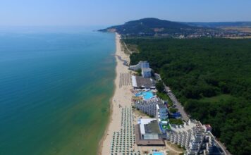 Ком, Алтея, Панорама, Орхидея и Магнолия – любими хотели в Албена отварят отново през юни