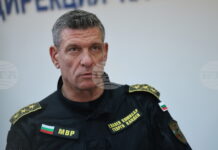 Арестуван е кметът на село Овчарово, който е раздавал суми на жители, за да гласуват за определена партия, съобщи Георги Кандев