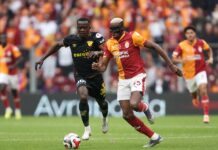 Виляреал иска футболист на Станимир Стоилов