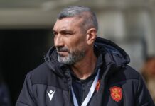 Някои от момичетата идват след нощна смяна