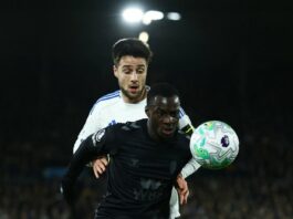 След смяна на Илия Груев „Лийдс“ падна 0:1 от „черните котки“