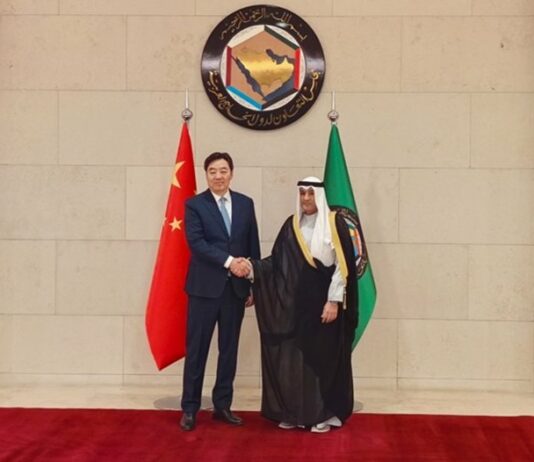 Специалният пратеник на Китай по въпросите за Близкия изток се срещна с генералния секретар на Съвета за сътрудничество на арабските държави в Персийския залив