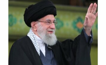 Унищожихме самолета на Али Хаменей на летище Мехрабад