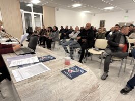 Розопроизводители от цялата страна учредиха в Павел баня „Обединение българска маслодайна роза“