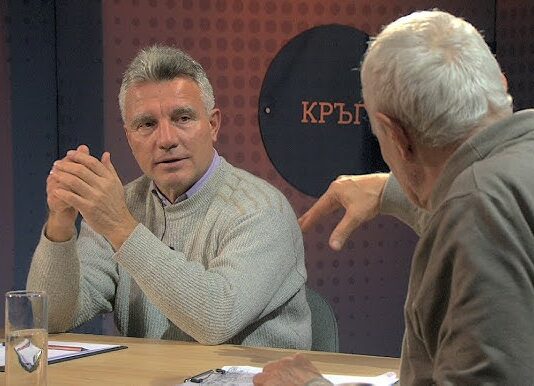 Иво Христов, Андрей Райчев и Радослав Илиев разговарят в Кръг Квадрат /ВИДЕО/