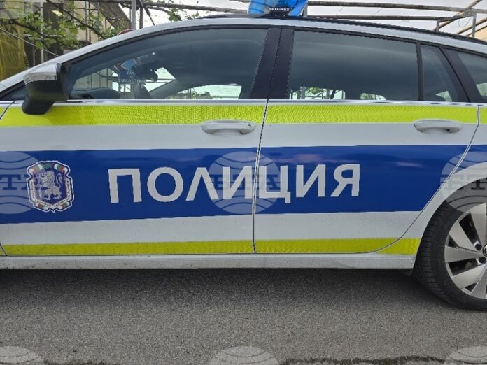 police02.jpg