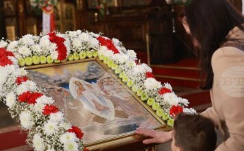 Патриарх Даниил, президентът Илияна Йотова и премиерът Андрей Гюров поздравиха българите за Великден