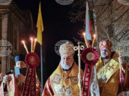 Най-светлият празник – Възкресение Христово, отново озарява душите ни, каза Старозагорският митрополит Киприан