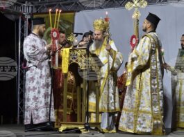 Христовото Възкресение е победа над смъртта и източник на живот за всички вярващи, каза Неврокопският митрополит Серафим в Гоце Делчев