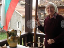 БТА :: Почина певицата Маргрет Николова