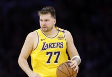 Лука Дончич пропуска началото на плейофите в НБА