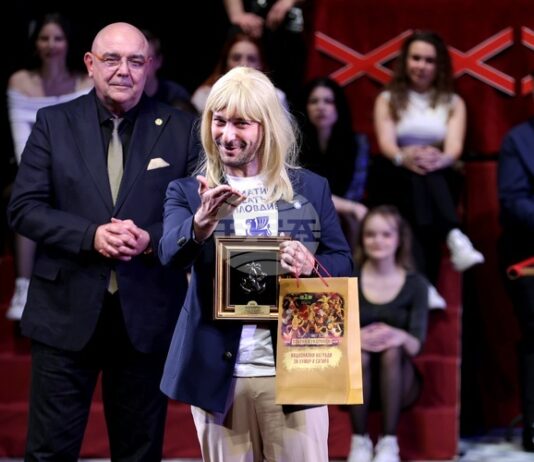 Театър „София“ и Малък градски театър „Зад канала” са фаворитите на „Златен кукерикон“ тази година