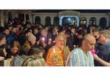 Дарители осигуриха празнична трапеза за бездомни в Добрич на Великден