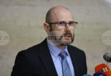 Ще опитаме да спомогнем за по-добри правила, които не превръщат съда в инструмент за атака срещу медиите, каза служебният министър Янкулов