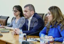 Транспортният министър Георги Пеев разпореди засилен контрол върху водните атракциони през летния сезон