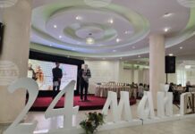 Кметът на Кърджали награди учители, творци и дейци на културата
