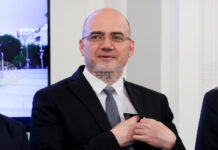 Ще направя анализ и одит на министерството и ще съобщим какво сме заварили и какви приоритети имаме, написа министърът на туризма