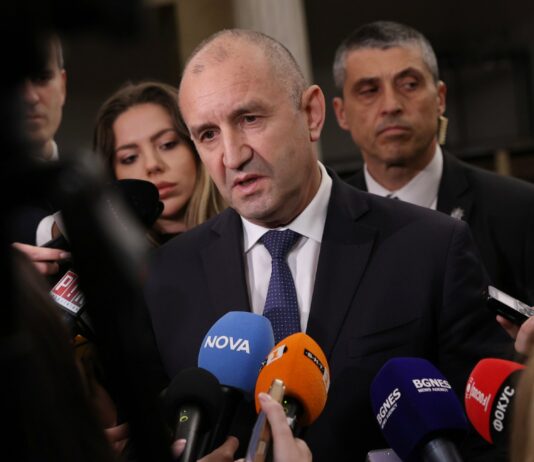 Радев от Париж: Ще се радвам най-сетне Европа да склони да започне преговори с Русия
