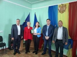 Община Крушари подписа договор за побратимяване с община Виноградовка в Тараклийски район, Молдова