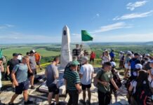 На връх Милин камък бяха отбелязани 150 години от битката на Христо Ботев и четата му, беше отслужена панихида за загиналите