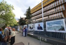 Антарктика влезе в живота ми със звука на падащ ледник в кристалната тишина на океана, каза Марина Великова за изложбата „Ехо от Антарктика“