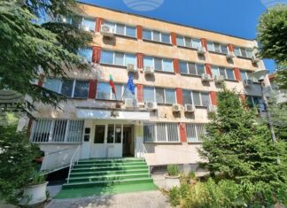 Окръжната прокуратура в Кърджали е поискала равна по степен прокуратура да поеме досъдебното производство, по което бе извършено претърсване в Община Кърджали