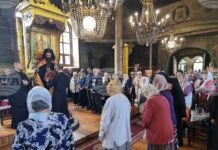 С литургия, отслужена от Сливенския митрополит Арсений в храм „Света Троица”, започна празникът на Ямбол