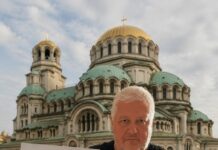 ДОЛУ РЪЦЕТЕ ОТ ДЕЦАТА!
