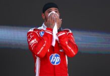 Първата победа на Хамилтън с "Ферари" в снимки