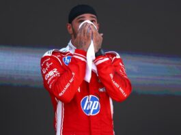 Първата победа на Хамилтън с "Ферари" в снимки