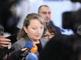 ГЕРБ-СДС няма да подкрепи мерките на управляващите за премахване на ковид добавките към пенсиите и намаляването на партийните субсидии, каза Деница Сачева