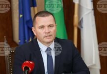 Община Русе продължава да работи за включването на бул. „България“ в програмата на АПИ за проектиране и цялостен ремонт, заяви кметът Милков