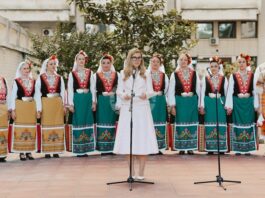 България ще продължи да допринася активно за единството и стабилността на ЕС и НАТО, заяви външният министър Велислава Петрова