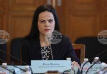 Централизираното договаряне за закупуване на лекарства ще бъде за всички болници – държавни и частни, заяви здравният министър