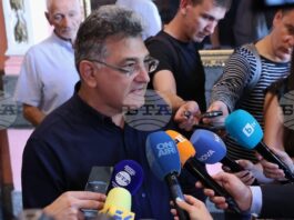 Александър Александров е добър пример за всички, които гонят своята цел и я постигат, каза директорът на Института за космически изследвания